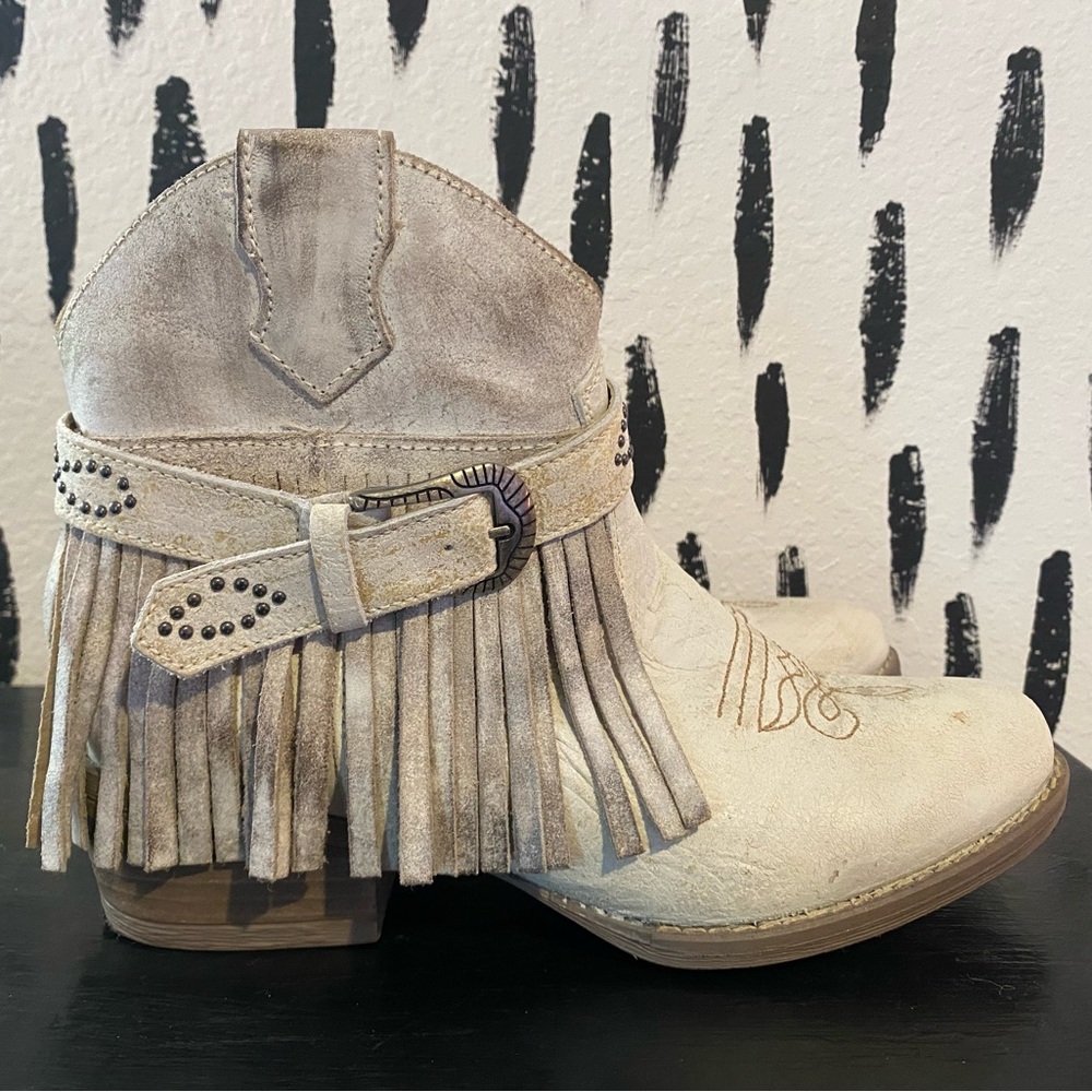 Sterling River Boots